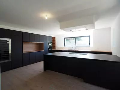 Maison, 220 m²