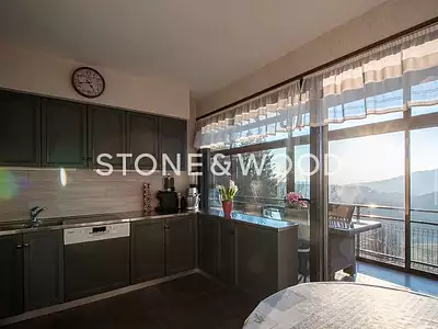 Maison, 300 m²