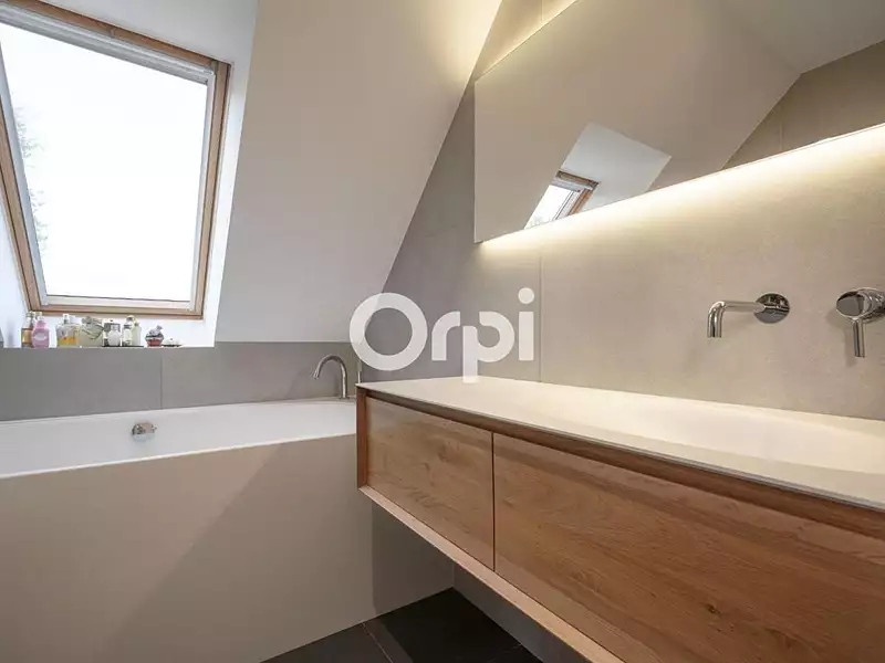 Maison, 175 m²
