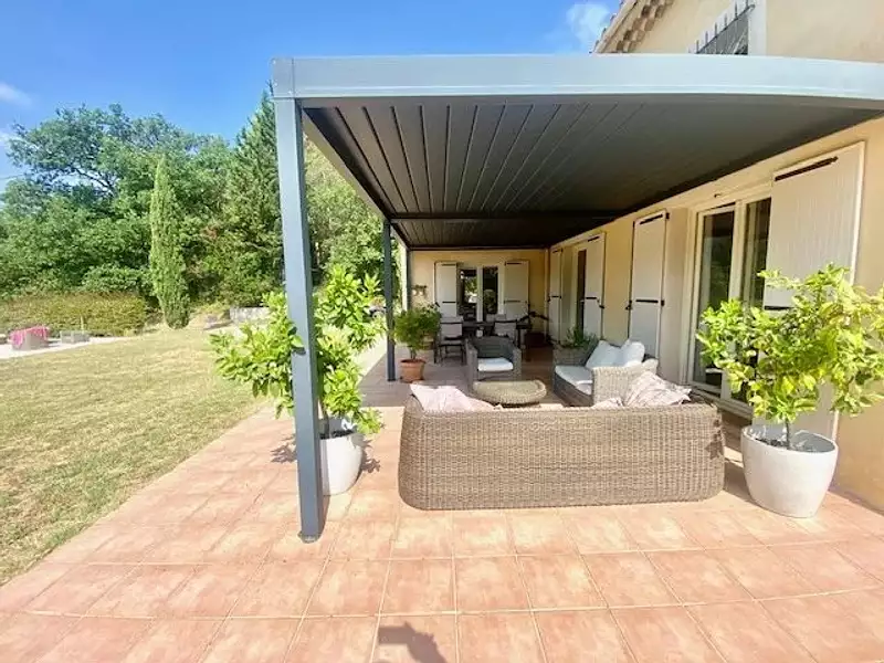 Maison, 245 m²