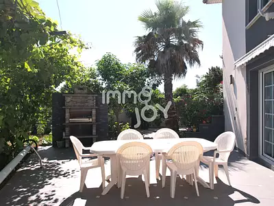 Maison, 200 m²