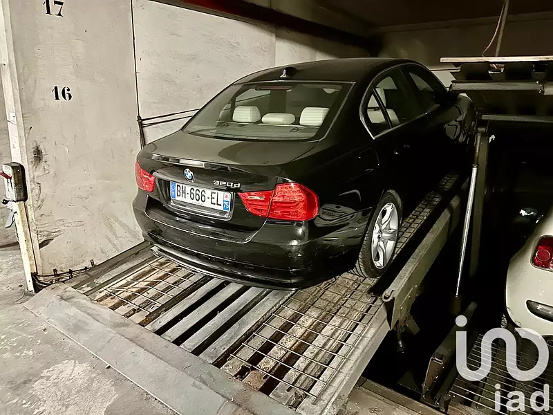 Parking, 12 m²