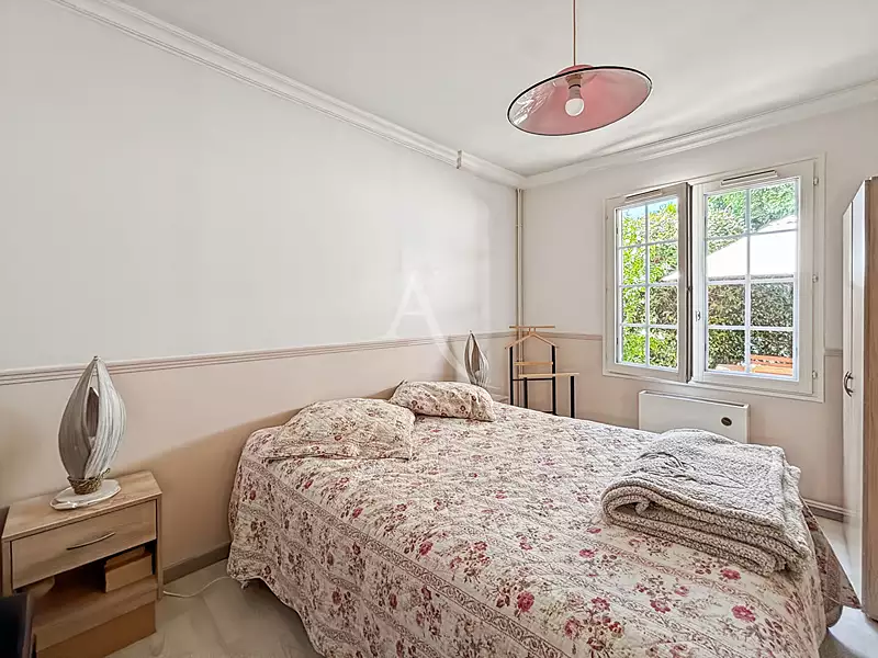 Maison, 185 m²