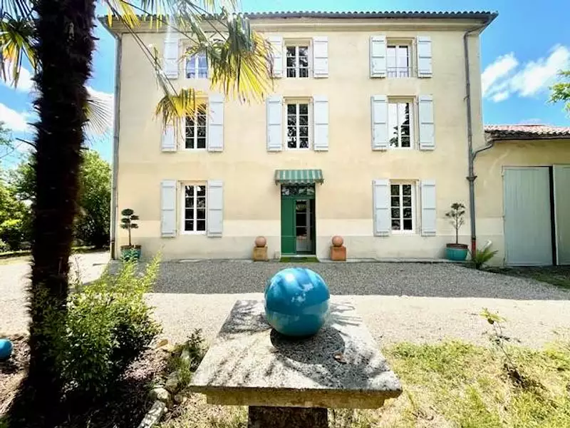Maison, 267 m²