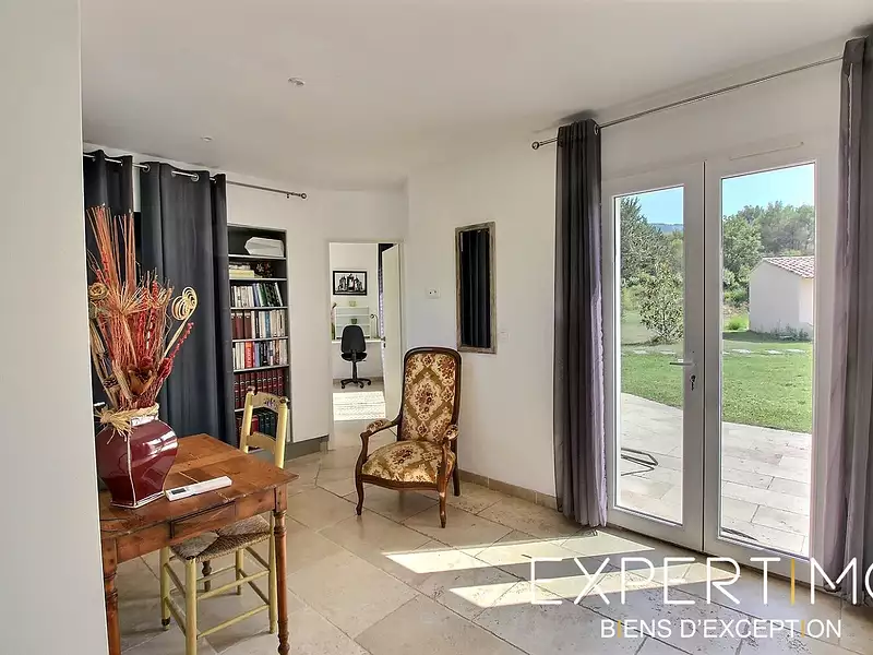 Maison, 220 m²