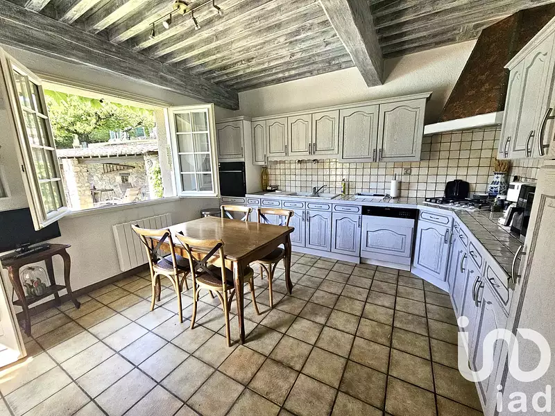 Maison, 186 m²