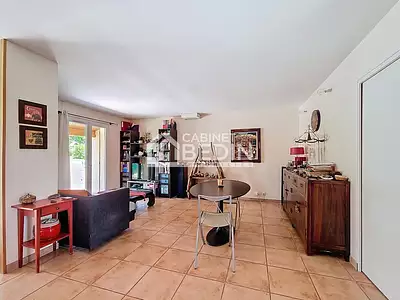Maison, 93 m²