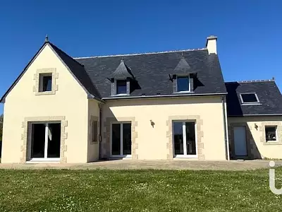 Maison, 174 m²