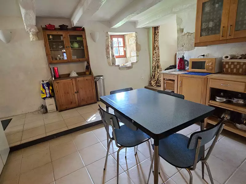 Maison, 245 m²