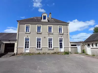 Maison, 225 m²