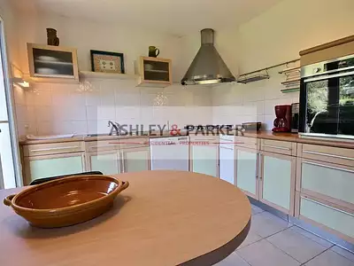 Maison, 182 m²