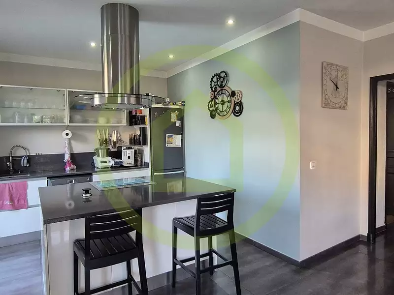 Maison, 93 m²