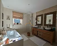 Maison, 176,58 m²