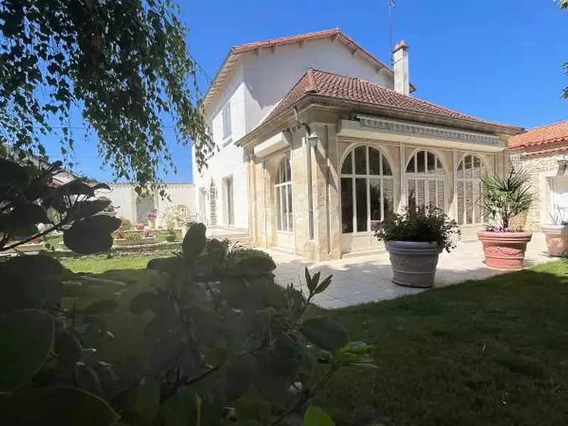 Maison, 181 m²
