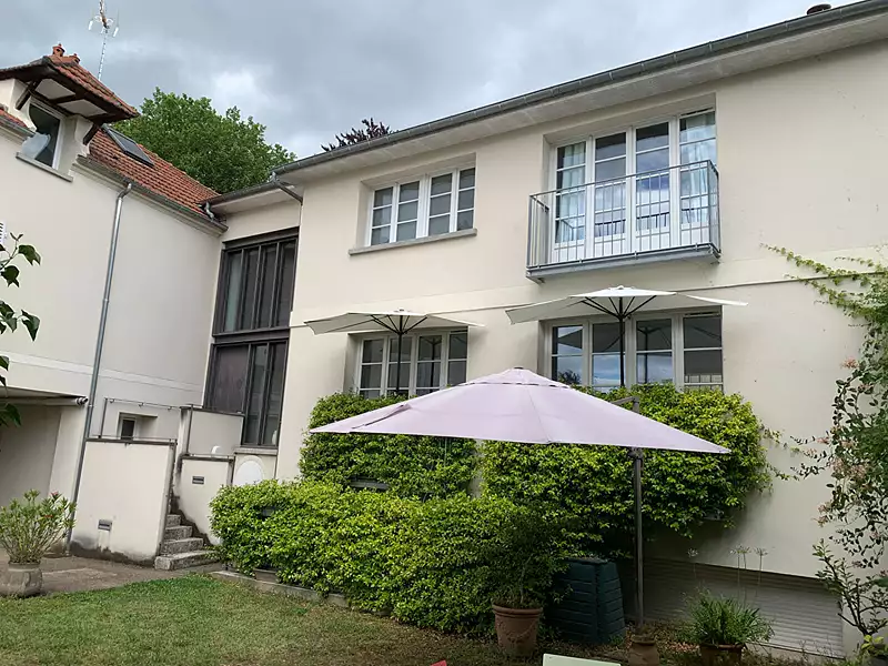 Maison, 292 m²