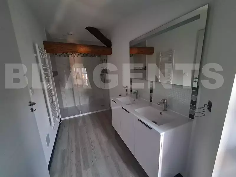 Immeuble, 133,31 m²