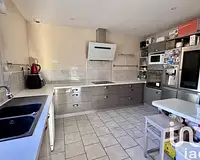 Maison, 200 m²