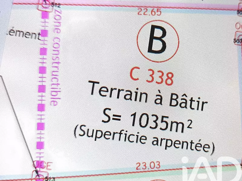 Terrain, 1 035 m²