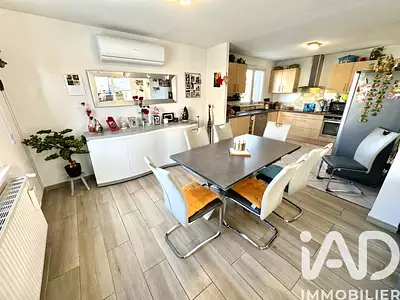 Maison, 94 m²