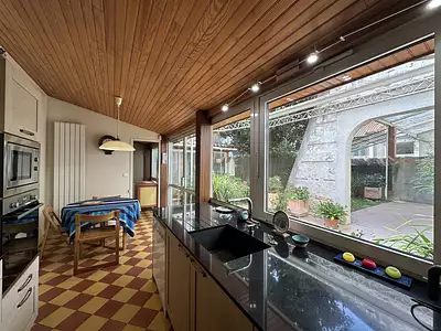 Maison, 280 m²