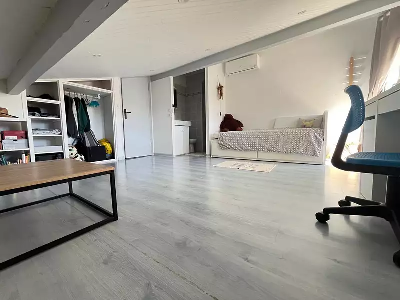 Maison, 210 m²