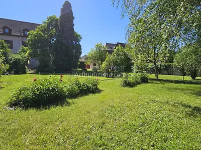 Immeuble, 302 m²