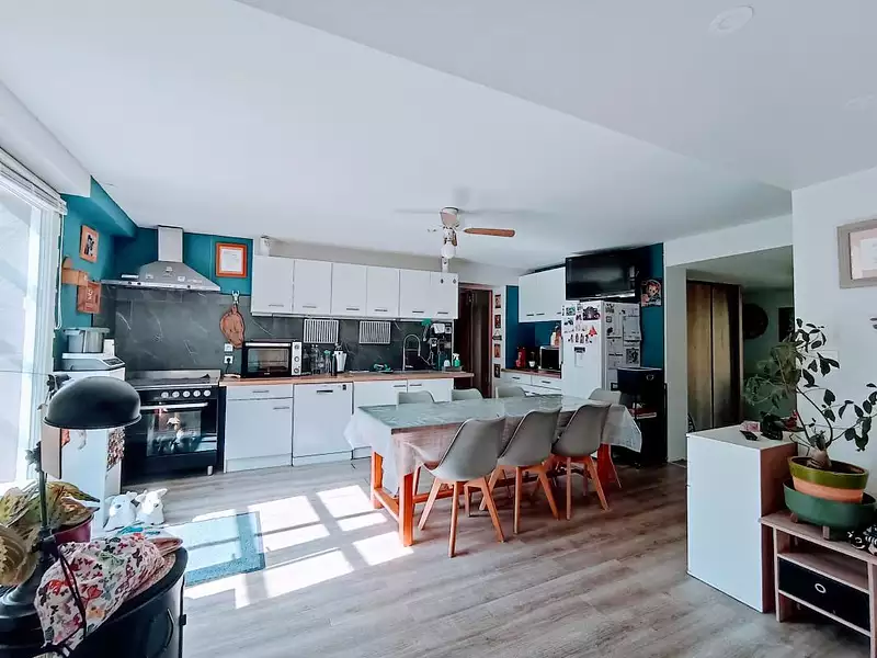 Maison, 220 m²