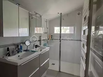 Maison, 163 m²
