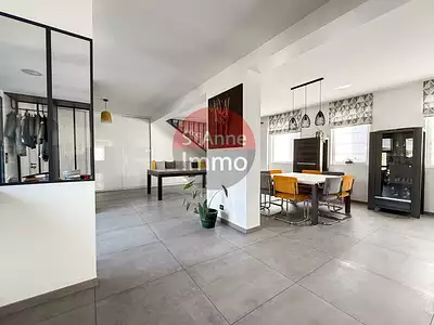 Maison, 230 m²