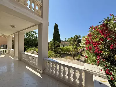 Maison, 180 m²