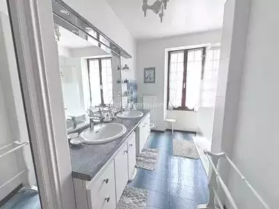 Maison, 185 m²