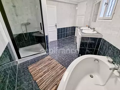 Maison, 272 m²