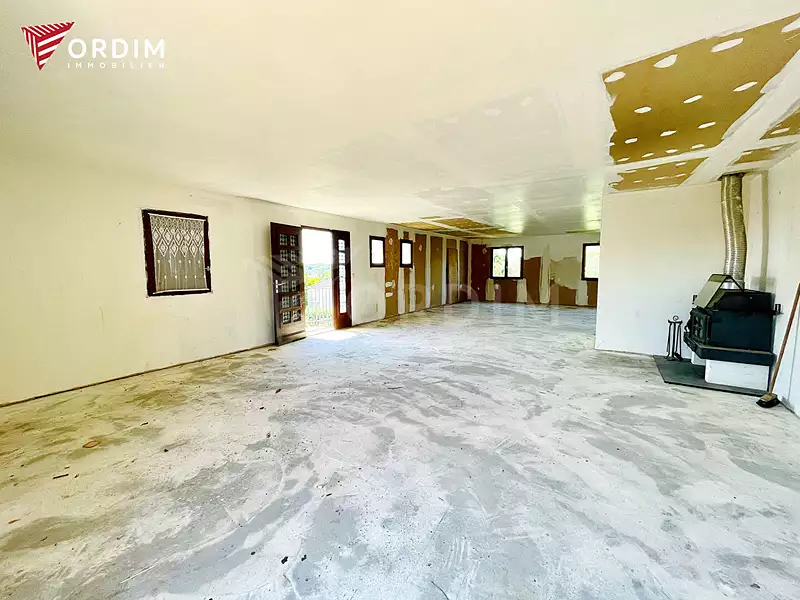 Maison, 166 m²