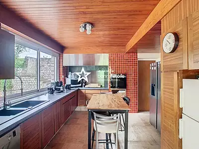 Maison, 215 m²