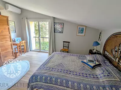 Maison, 239 m²