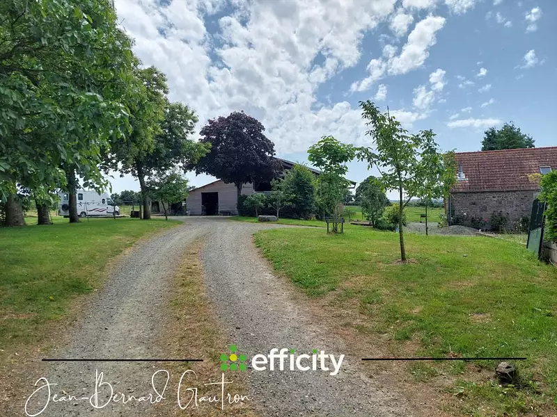 Maison, 166 m²
