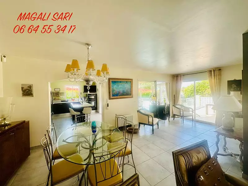 Maison, 158 m²