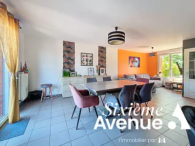Maison, 89 m²