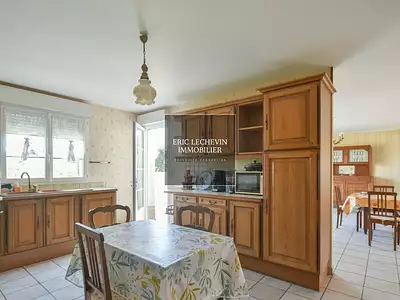 Maison, 170 m²
