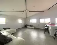 Maison, 681,61 m²