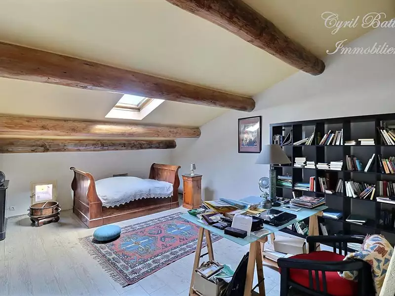 Maison, 205 m²