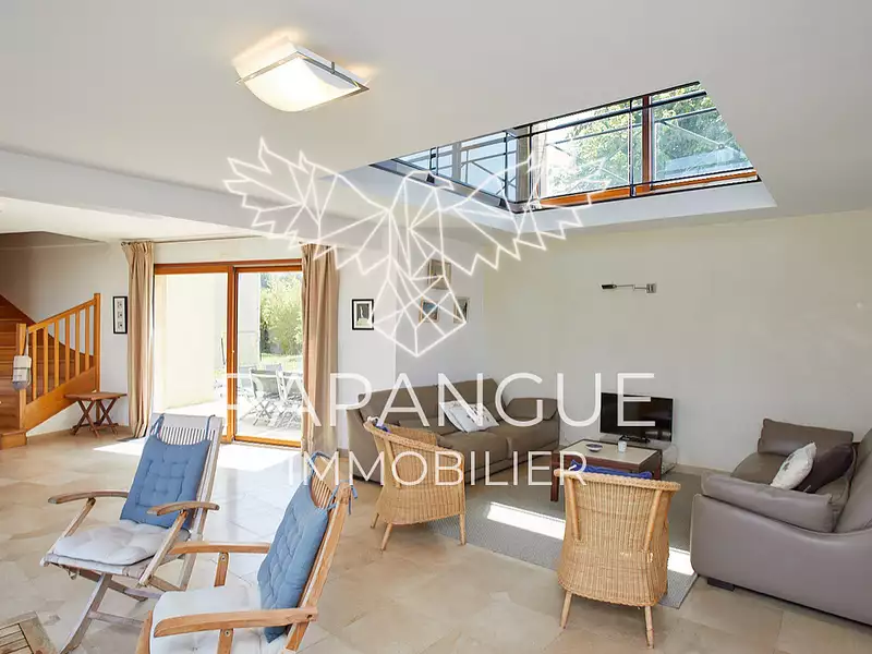 Maison, 332 m²