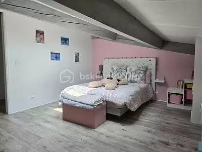 Maison, 300 m²