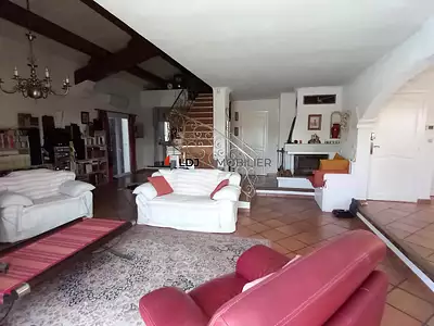 Maison, 179,31 m²