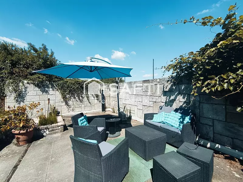 Maison, 325 m²