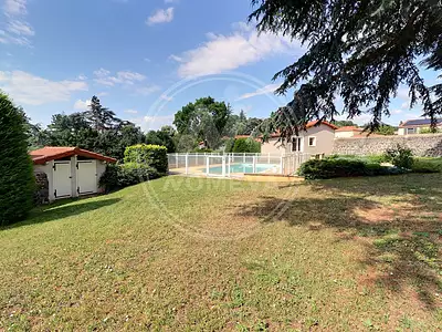 Maison, 257 m²