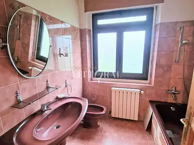 Maison, 214 m²