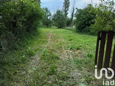 Terrain, 1 300 m²