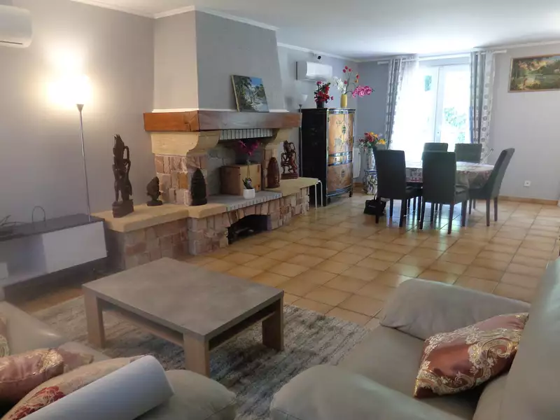 Maison, 144 m²