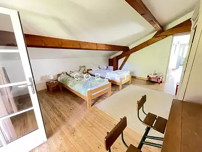 Maison, 235 m²